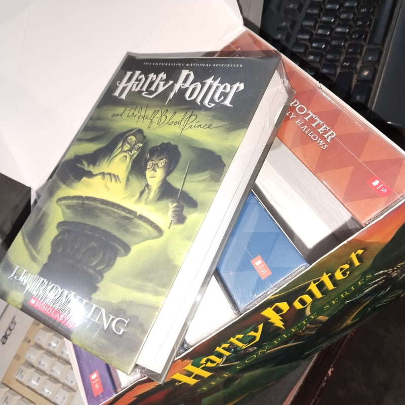 Harry potter Series of 8 - Hardback